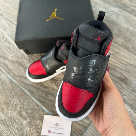 Air Jordan 1 Sky Toddler’s Sneakers “Black/Red” (TD 9c)