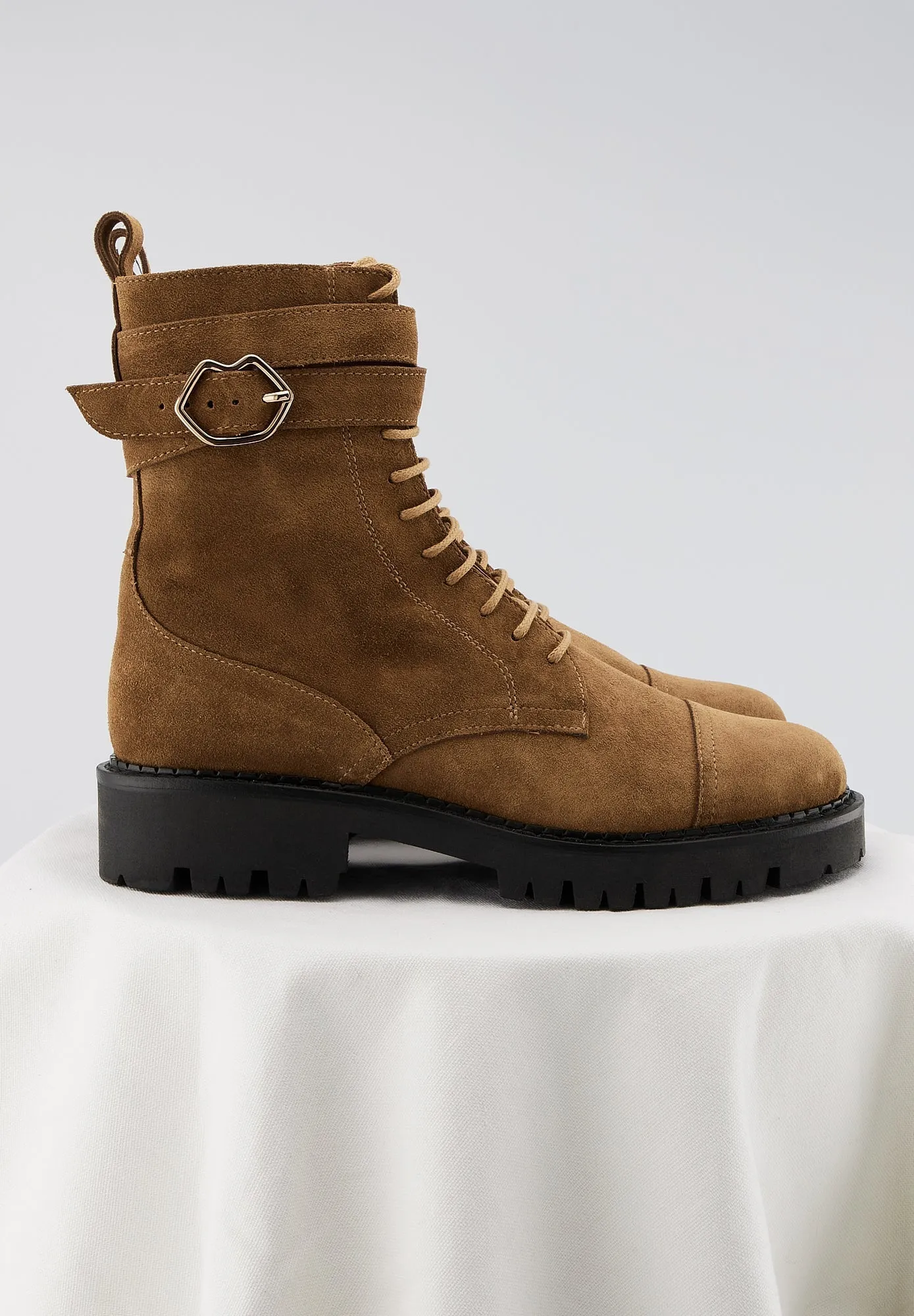 Amy-Cuir Suede Camel