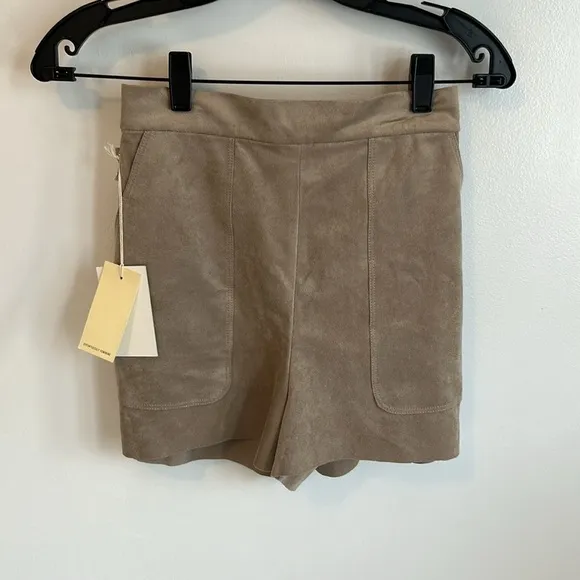 Aritzia Wilfred Bossier Tan Faux Suede Shorts