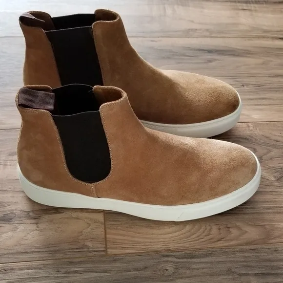 Barneys New York -Natural Suede Chelsea Sneakers