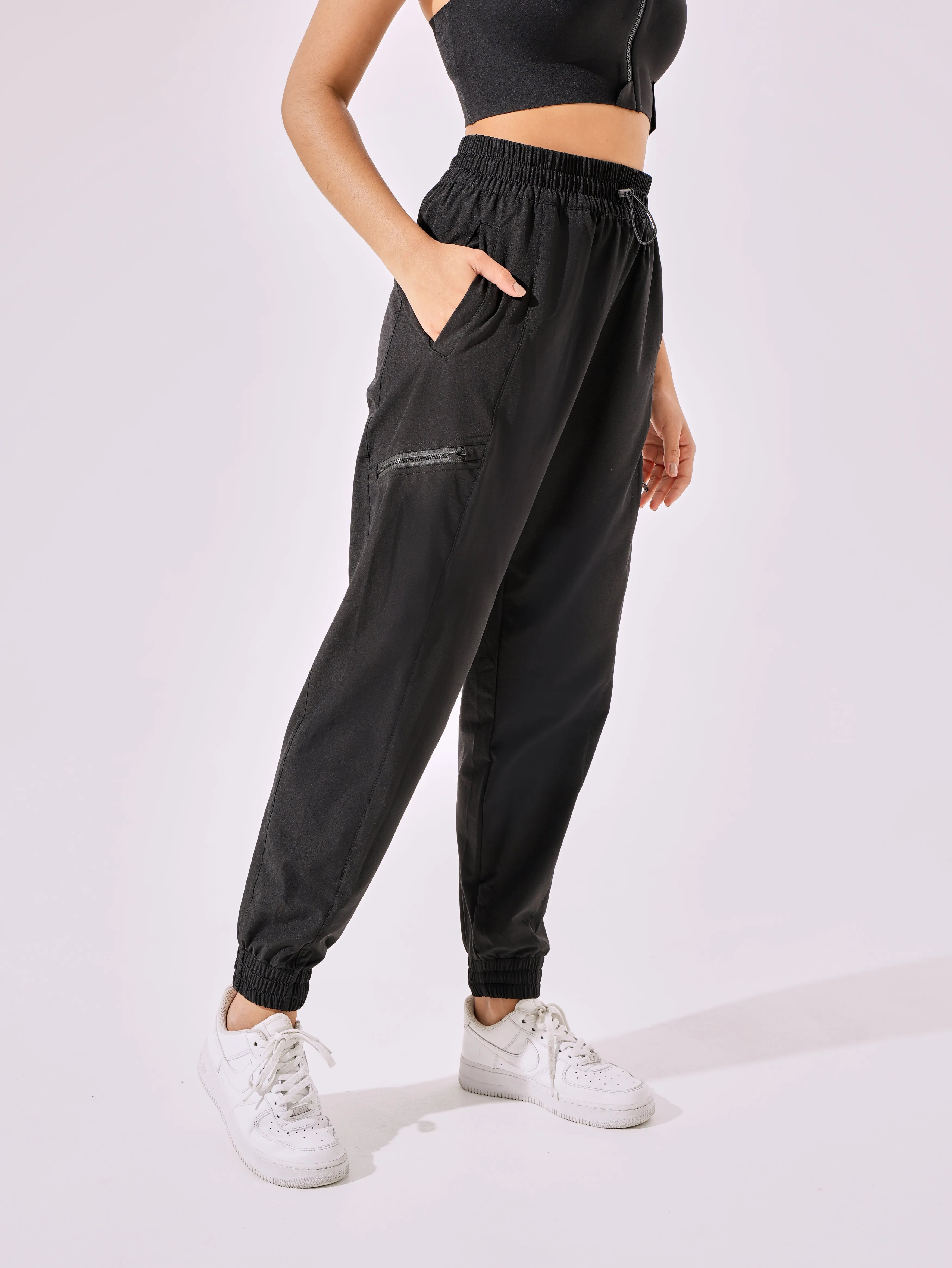 Cooling Anti-Bacterial Explore Joggers With 4 Pockets & Cuffs