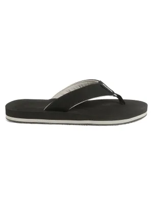 Curve Black V-Strap
