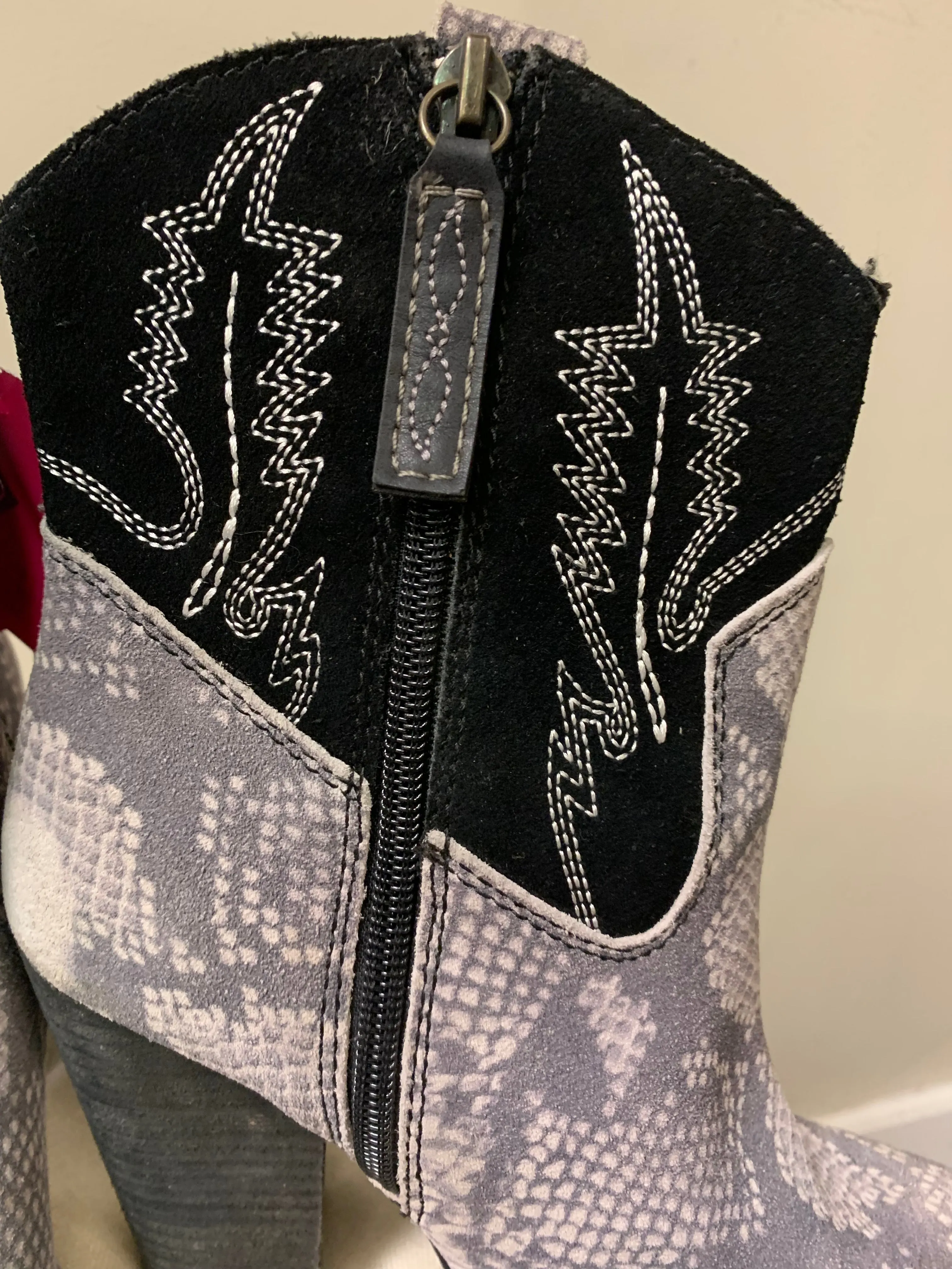 dingo Shoe Size 6 Boots