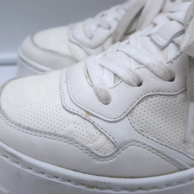 Gucci GG Embossed Low Top Sneakers White Leather Size 37.5