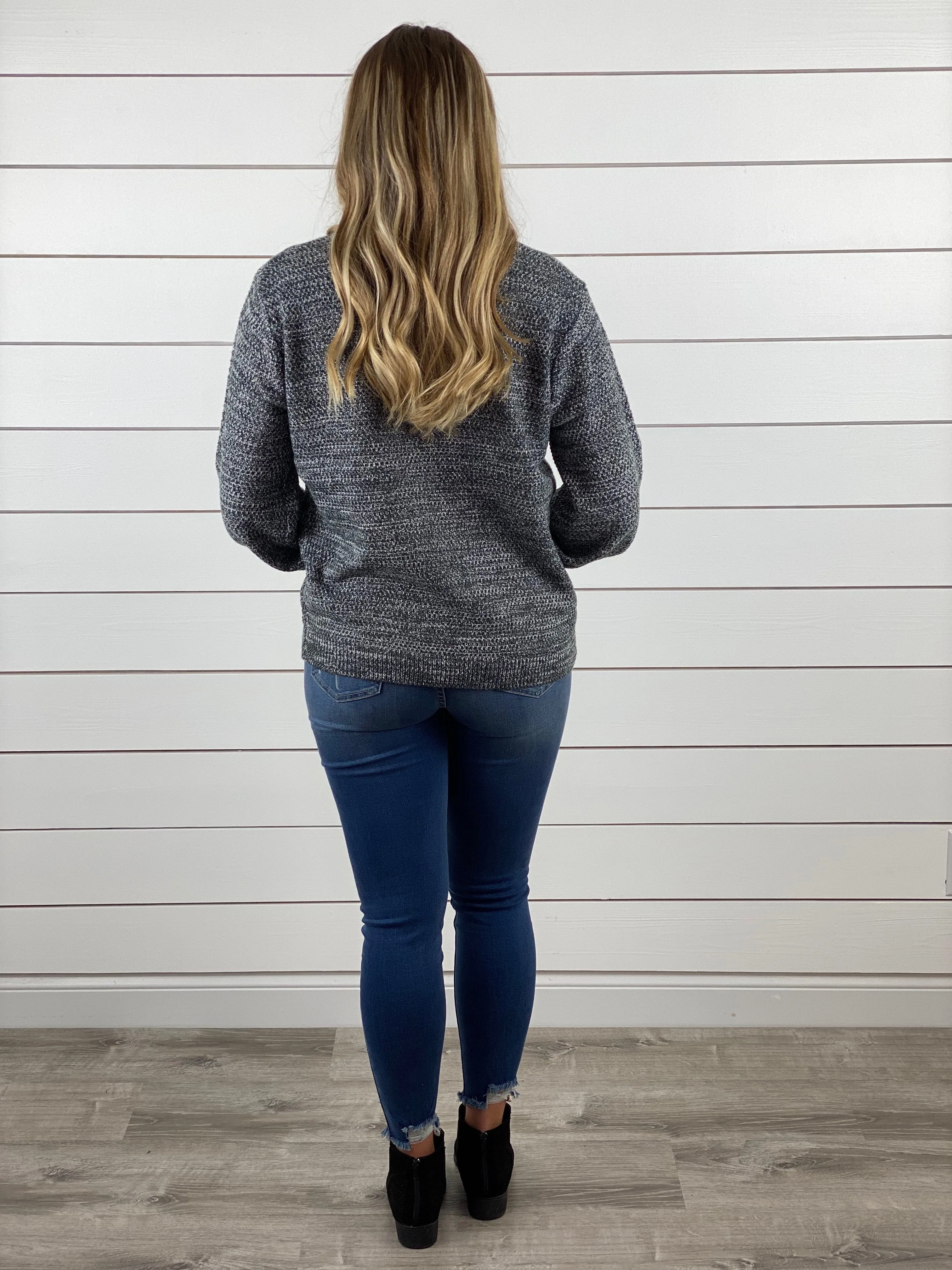 Hi Rise Jeans with Tears and Cropped Tattered Hem
