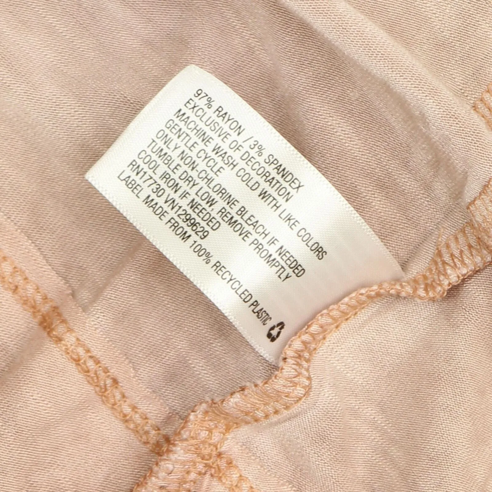 Knox Rose Women's Long Sleeve Oil Wash Top with Pintucking Detail JR1184FMC