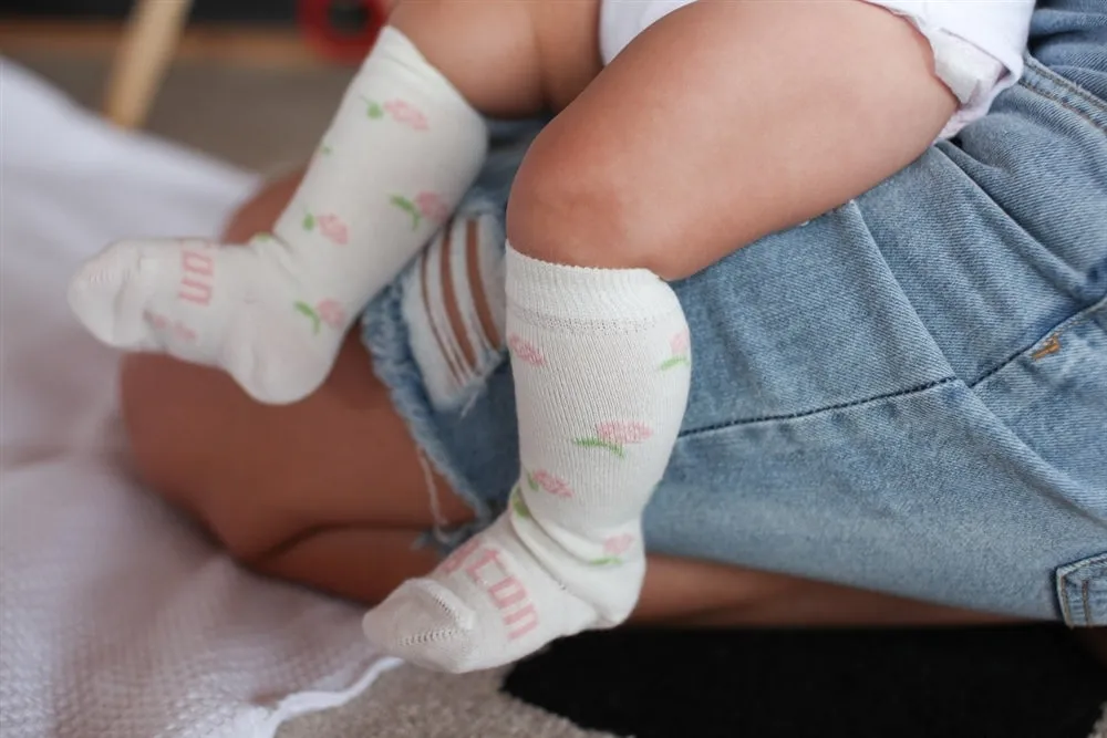 Lamington Merino Wool Knee High Natural Socks - Rosie