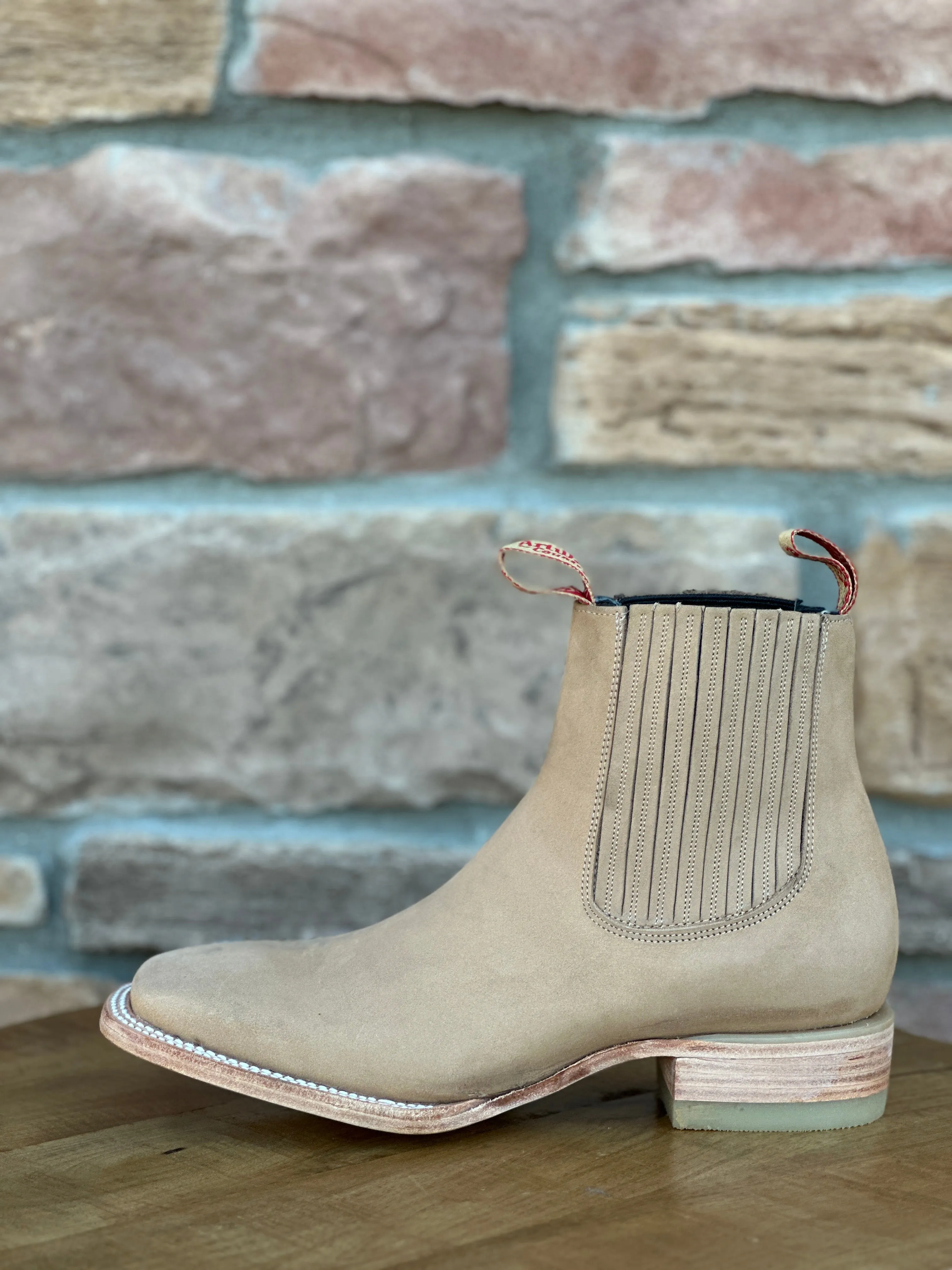 Men Beige/Orynx Nobuck Rodeo Botin
