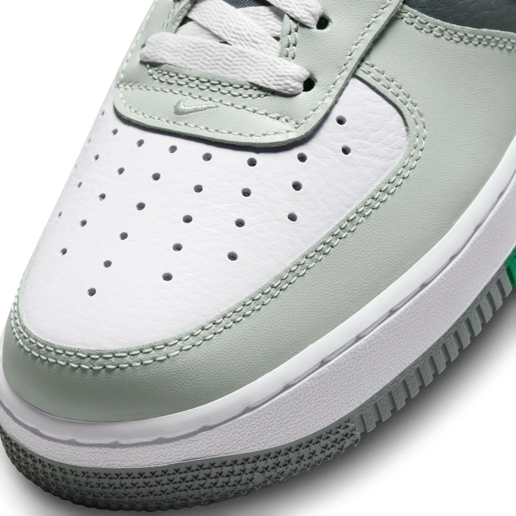 Nike Air Force 1 '07 LV8 'Split Silver/Grey'