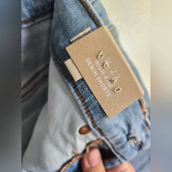 NWT Madewell, High-Rise Denim Shorts, Littleton Wash, NFO31, Size 27‎