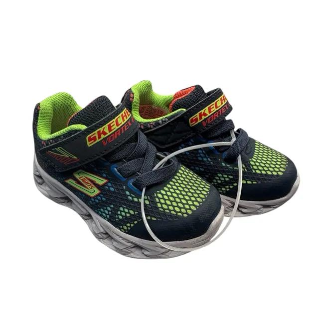 Sketchers Boy's Navy Light Up SHOES Size 6
