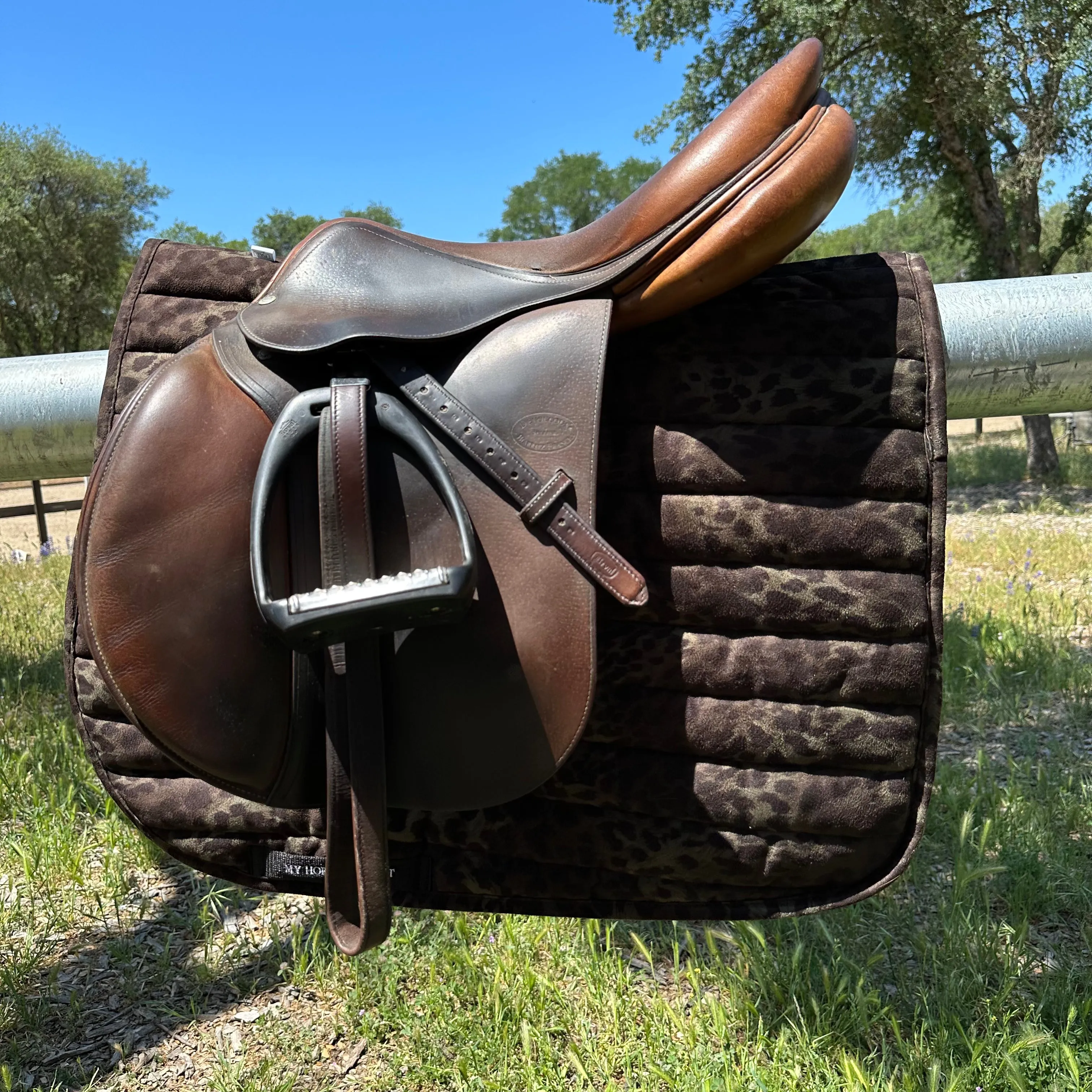 Suede Tech Jump AP Saddle Pad Animal Print