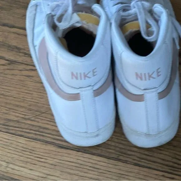 Wmns Blazer Mid '77 Vintage 'WhitePink Oxford'Nike / Sneakers